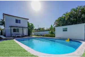 348 SW 30th Ave, Miami, FL 33135, Sold 05/16/25