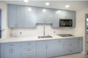 2801 NW 13th St APT D, Miami, FL 33125, Sold 12/02/24