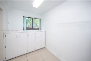 2801 NW 13th St APT D, Miami, FL 33125, Sold 12/02/24