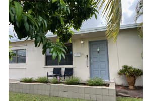 2121 SW 127th Ct, Miami, FL 33175, Sold 10/02/24