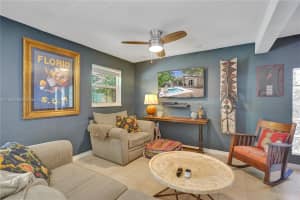 1112 NE 8th St, Hallandale Beach, FL 33009, Sold 10/01/24