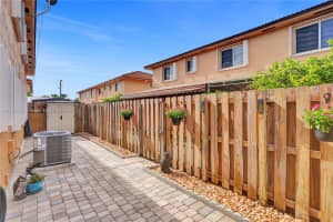 17326 NW 74th Ave, Hialeah, FL 33015, Sold 10/16/24