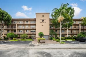 13450 SW 3rd St, Pembroke Pines, FL 33027, Sold 10/07/24