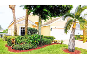 212 Berenger Walk, Royal Palm Beach, FL 33414, Sold 11/08/24