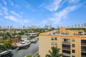 2903 N Miami Beach Blvd, North Miami Beach, FL 33160, Sold 06/02/25