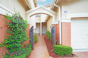 3855 Tree Top Dr, Weston, FL 33332, Sold 10/11/24