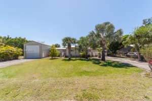 1014 E Anchor Ln, Moore Haven, FL 33471, Sold 04/30/25