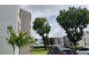 14180 SW 84th St APT 302G, Miami, FL 33183, Sold 04/02/25