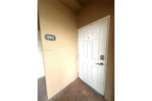6700 NW 114th Ave APT 904, Doral, FL 33178, Sold 02/14/25