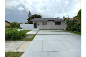 10316 SW 20th St, Miami, FL 33165, Sold 10/07/24