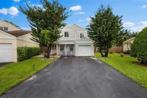 162 SW 159th Way, Sunrise, FL 33326, Sold 10/07/24