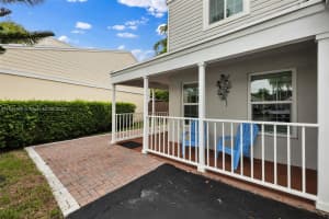162 SW 159th Way, Sunrise, FL 33326, Sold 10/07/24