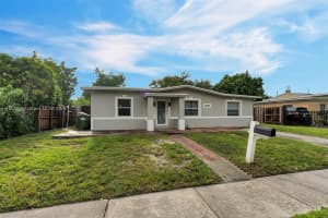 13750 NW 3rd Ave, North Miami, FL 33168, Sold 03/13/25