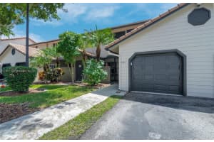 9024 Vineyard Lake Dr #9024, Plantation, FL 33324, Sold 10/29/24