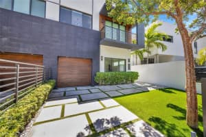 2935 SW 30th Ct, Miami, FL 33133, Sold 04/11/25