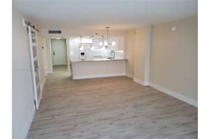 2625 Collins Ave APT 309, Miami Beach, FL 33140, Sold 08/11/25