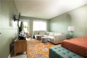 4310 NW 12th Ct APT 305, Lauderhill, FL 33313, Sold 04/17/25