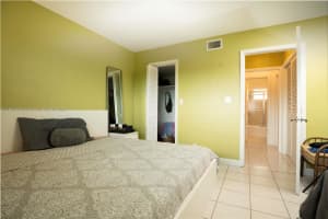 4310 NW 12th Ct APT 305, Lauderhill, FL 33313, Sold 04/17/25