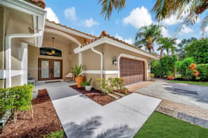 5789 NW 48th Ct, Coral Springs, FL 33067, Sold 09/27/24
