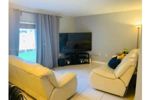 163 Hidden Ct Rd # I-51, Hollywood, FL 33023, Sold 10/25/24