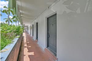 941 NE 169th St APT 102, North Miami Beach, FL 33162, Sold 02/21/25