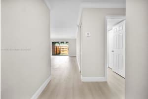 941 NE 169th St APT 102, North Miami Beach, FL 33162, Sold 02/21/25