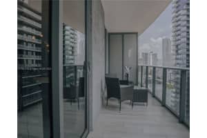 45 SW 9th St Apt 2202, Miami, FL 33130, Sold 03/25/25