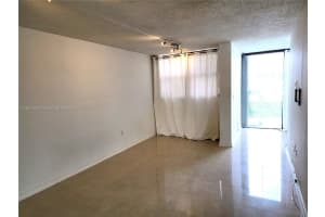 9440 W Flagler St APT 204, Miami, FL 33174, Sold 01/29/25