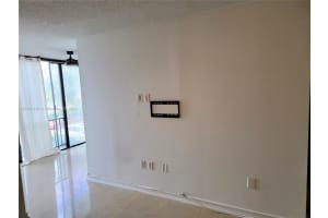 9440 W Flagler St APT 204, Miami, FL 33174, Sold 01/29/25