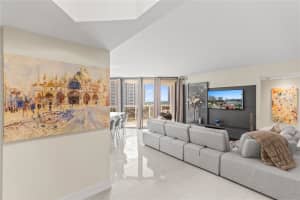 3610 Yacht Club Dr APT 1105, Aventura, FL 33180, Sold 03/05/25