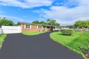 18210 NW 8th Pl, Miami, FL 33169, Sold 10/29/24