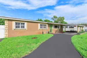 18210 NW 8th Pl, Miami, FL 33169, Sold 10/29/24