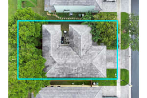 2905 NE 4th St, Homestead, FL 33033, Sold 12/05/24