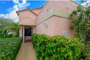 12239 NW 7th St, Miami, FL 33172, Sold 12/19/24