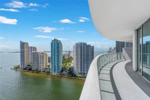 300 S Biscayne Blvd t 2910, Miami, FL 33131, Sold 11/07/24