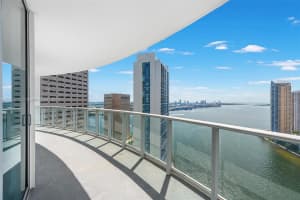 300 S Biscayne Blvd t 2910, Miami, FL 33131, Sold 11/07/24