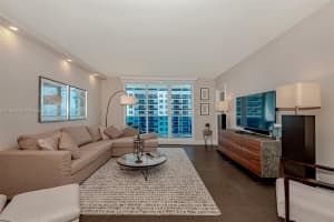 2301 Collins Ave 1216, Miami Beach, FL 33139 - MLS#A11652228