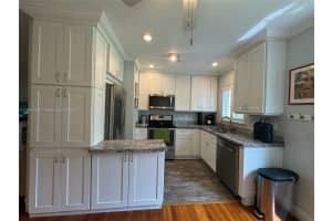 5530 SW 76th St APT A, Miami, FL 33143, Sold 10/22/24