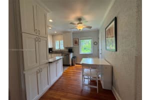 5530 SW 76th St APT A, Miami, FL 33143, Sold 10/22/24