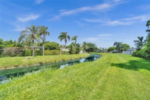 18482 SW 89th Pl, Miami, FL 33157, Sold 12/27/24
