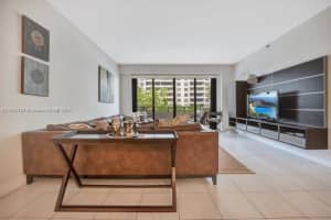 201 Crandon Blvd APT 322, Key Biscayne, FL 33149, Sold 04/24/25