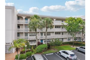 2002 Granada Dr G3, Coconut Creek