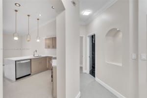 15955 NW 81st Ct, Miami Lakes, FL 33016, Sold 11/01/24