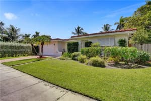 852 Tyler St, Hollywood, FL 33019, Sold 12/06/24