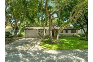 7915 SW 53rd Ct, Miami, FL 33143, Sold 10/09/24