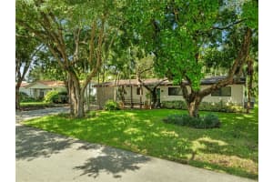 7915 SW 53rd Ct, Miami, FL 33143, Sold 10/09/24