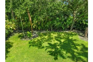7915 SW 53rd Ct, Miami, FL 33143, Sold 10/09/24