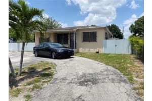 2985 NW 15th St, Miami, FL 33125, Sold 01/15/25
