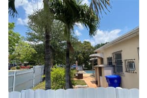 2985 NW 15th St, Miami, FL 33125, Sold 01/15/25