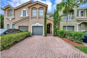 2405 SE 14th St #2405, Homestead, FL 33035, Sold 10/25/24